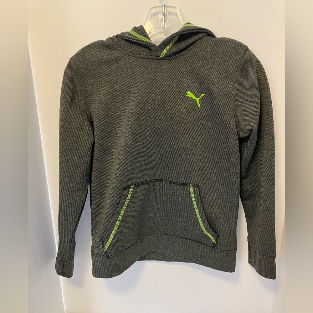 Puma Boy’s Pullover Hoodie, Size M (10-12), Gray/Lime Green.